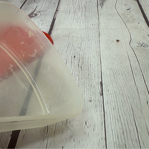tupperware Red seal Triangle Food Container pantry organization food prep - Picture 4 of 9